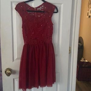 Juniors Red sleeveless dress